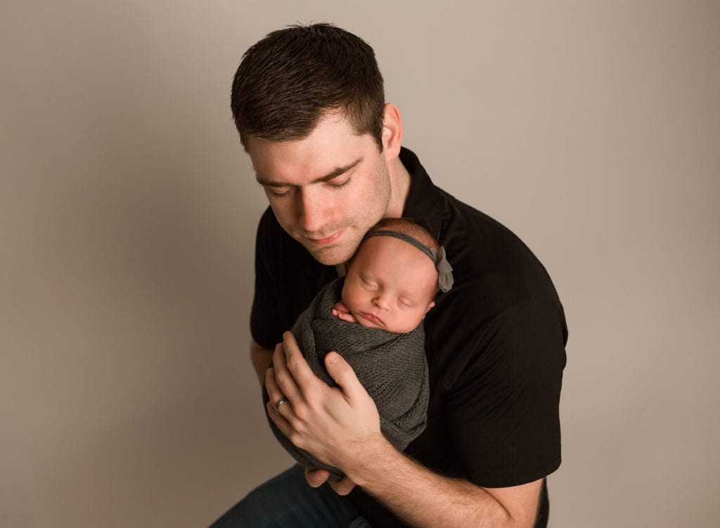 Newborn posing guide minnesota baby photographer