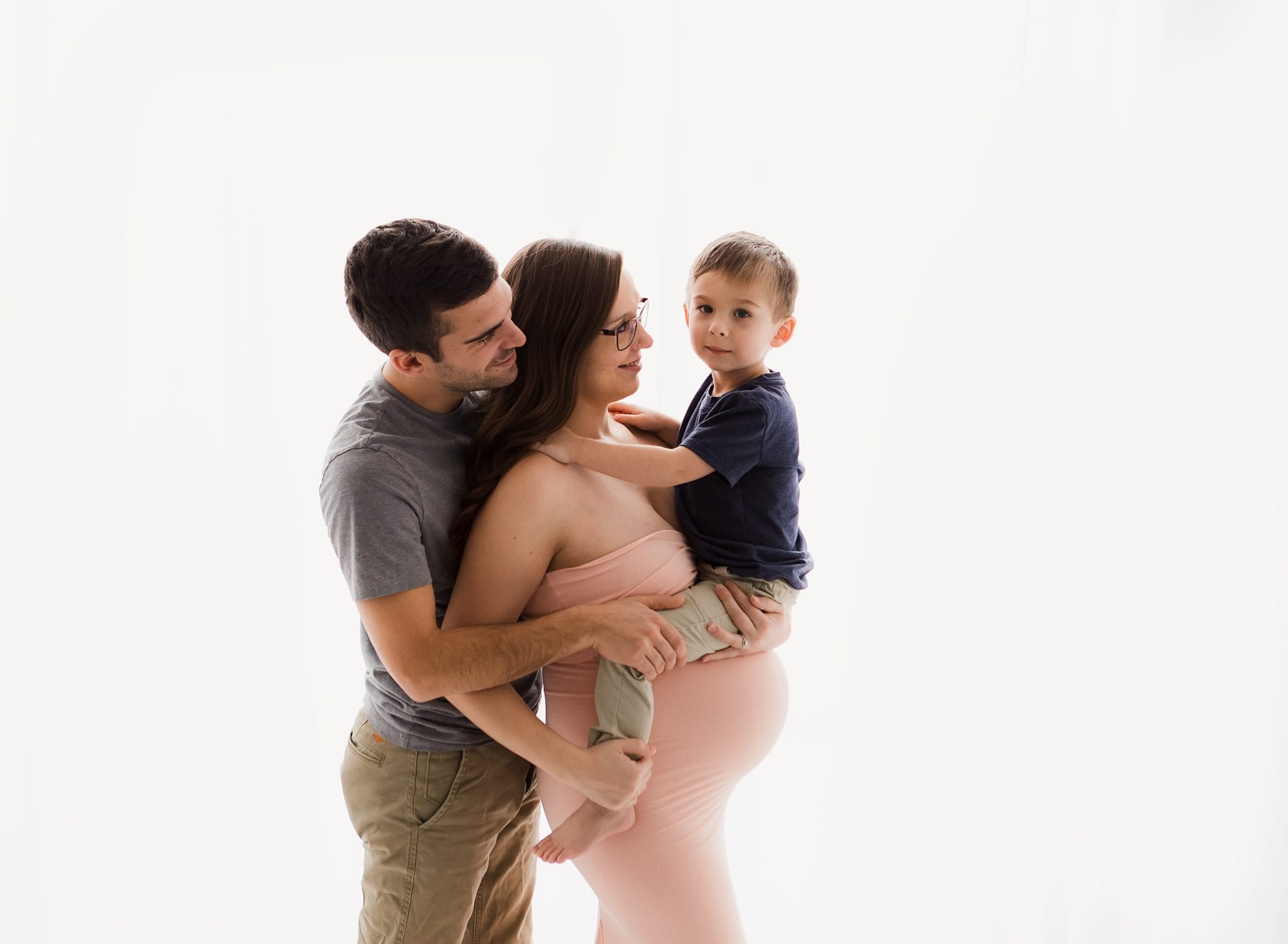 Pregnancy pictures | Capturing your growing baby and belly