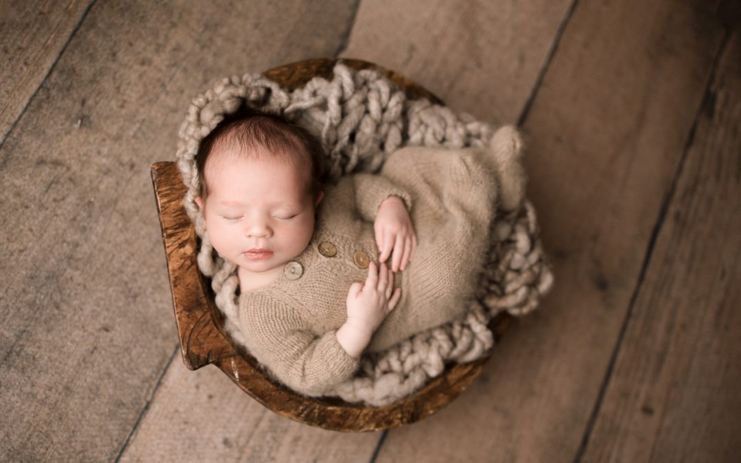 Should I Hire A Professional Newborn Photographer?