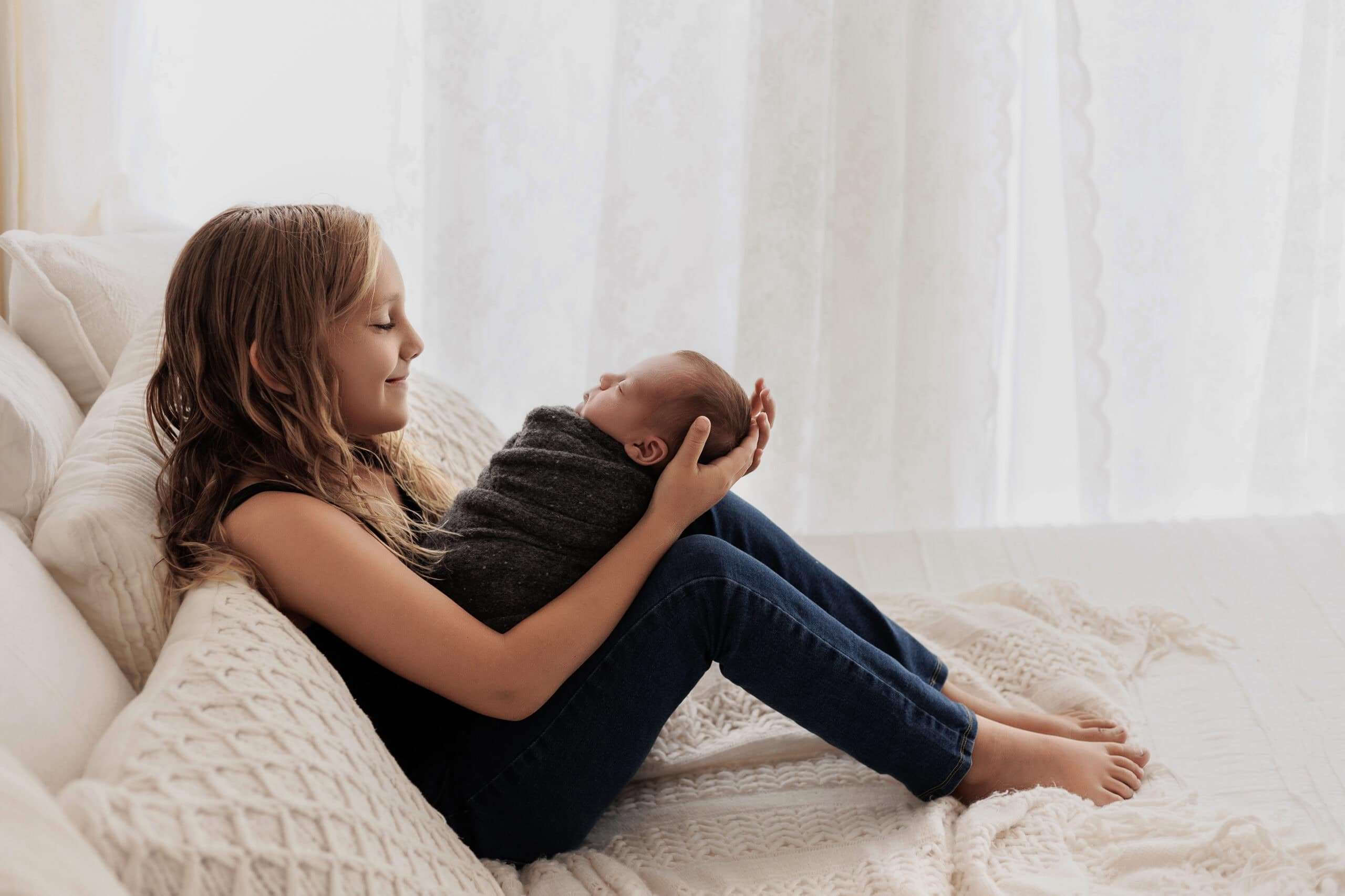 how to prepare siblings for a new baby