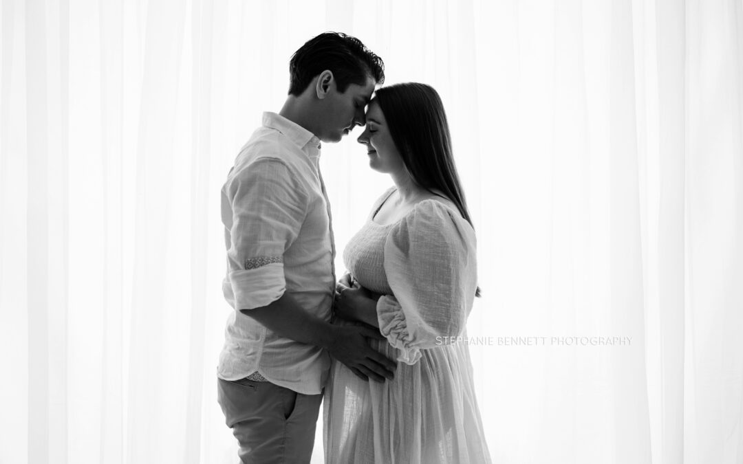 When Should I Take Maternity Photos? A Guide for Expecting Moms